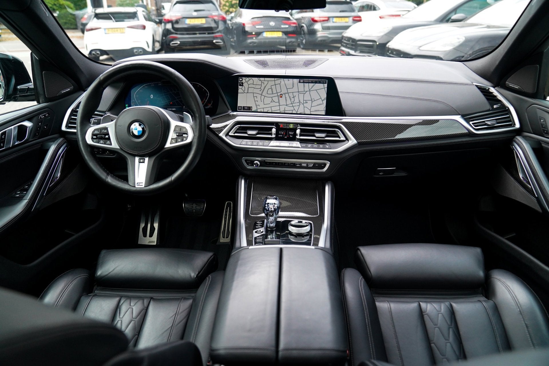 BMW X6 XDrive40i High Executive | Panorama | 360cam | Carbon, Automaat, Dealer onderhouden, Gebruikt, Bedrijf