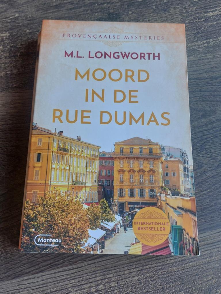 Moord in de Rue Dumas M.L. Longworth, Ophalen of Verzenden, Zo goed als nieuw