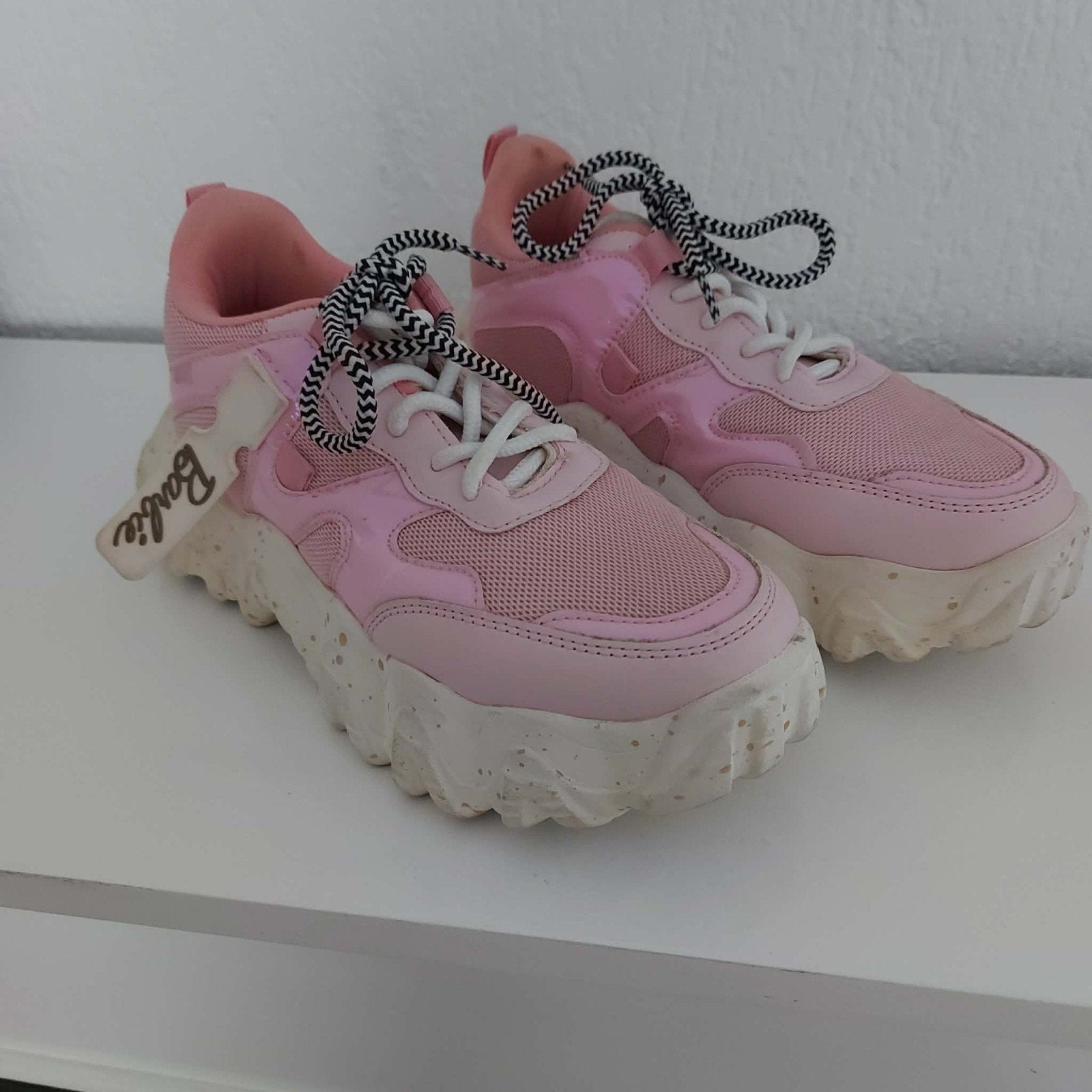 Roze Barbie Sneakers met Dikke Zool - Maat 38, Kleding | Dames, Ophalen of Verzenden, Sneakers of Gympen, Roze, Gedragen