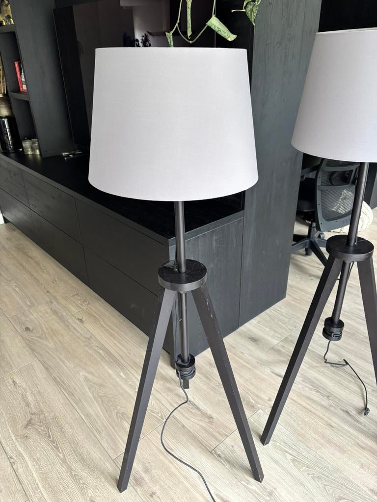 1 Staanlamp IKEA Lauters, essen zwart type G1413, Ophalen, Zo goed als nieuw, Hout, 150 tot 200 cm