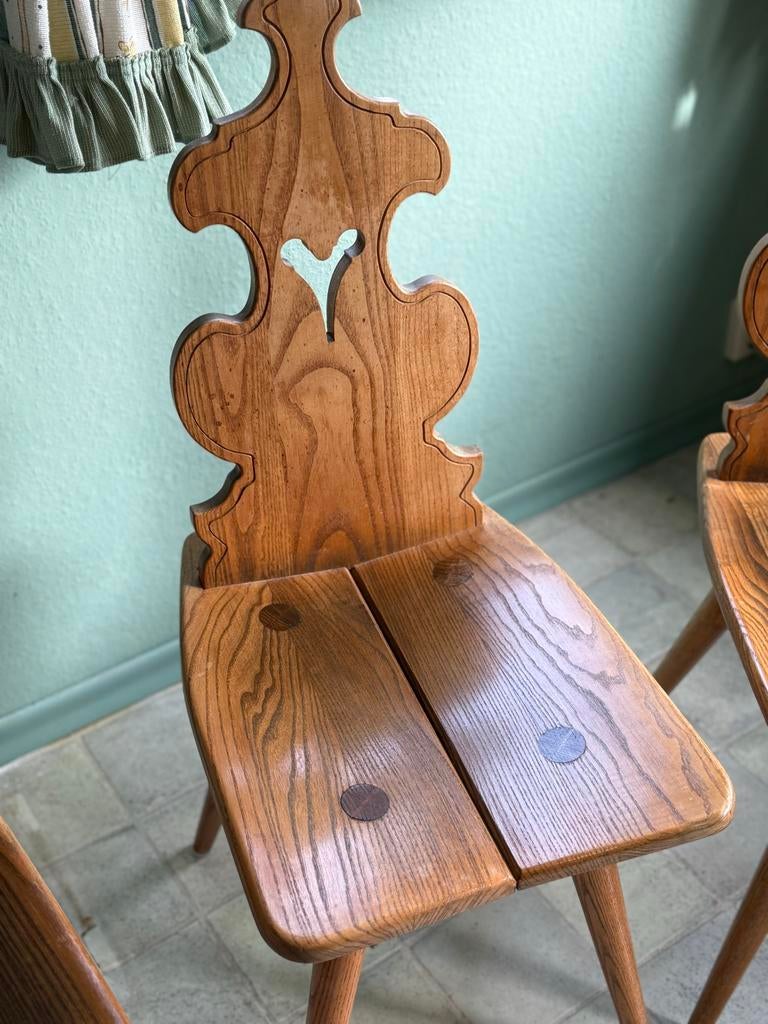 Brutalist Vintage Tiroler Stoel - Set van 4, Antiek en Kunst, Antiek | Meubels | Stoelen en Banken, Ophalen