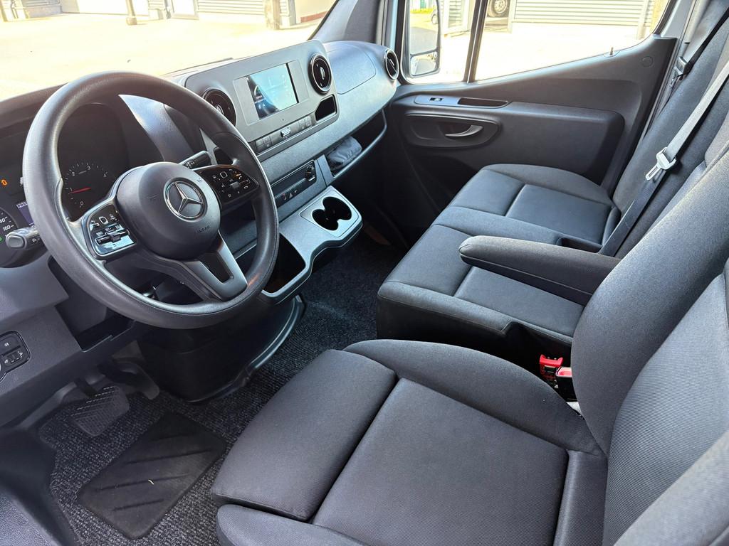 Mercedes-Benz Sprinter 311 CDI L3H2 RWD Automaat, Auto's, Bestelauto's, Automaat, Gebruikt, 4 cilinders, Wit