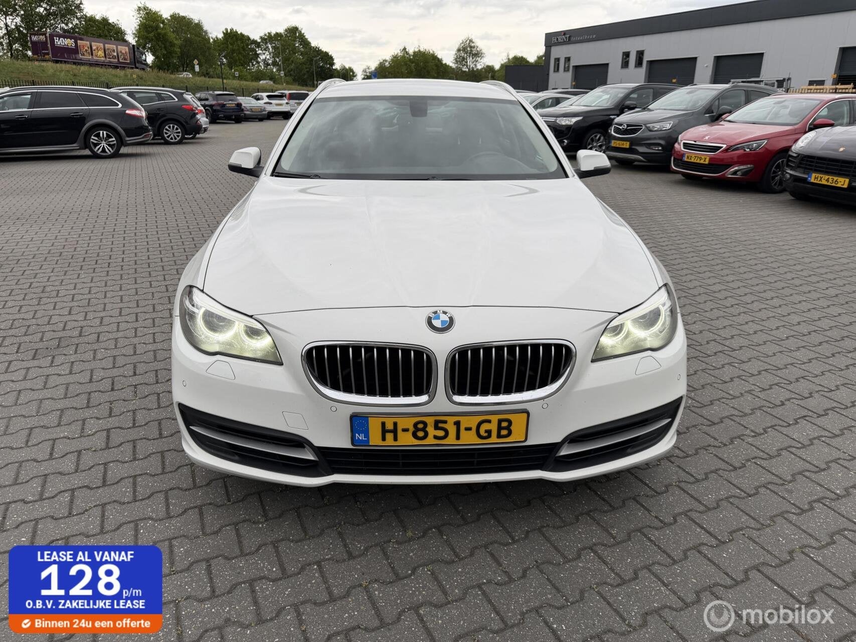 BMW 5-serie Touring 520d Luxury Edition als nieuw, Auto's, Automaat, Achterwielaandrijving, Euro 6, 2000 kg