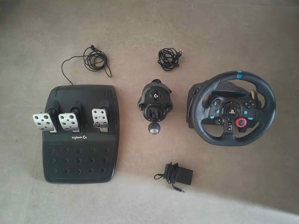 Logitech G29 racestuur set compleet met pedalen en shifter., Ophalen, Zo goed als nieuw, Logitech