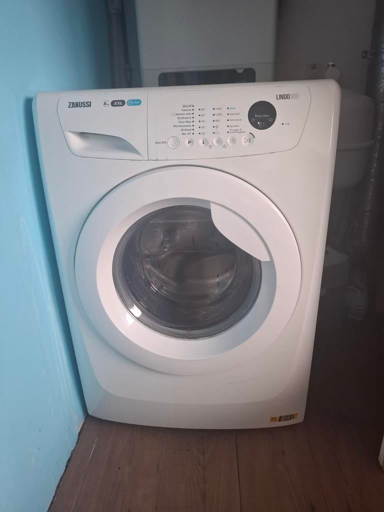 Zanussi Lindo 300 Wasmachine 8kg, Witgoed en Apparatuur, Wasmachines, Ophalen, 1200 tot 1600 toeren, Gebruikt, 8 tot 10 kg