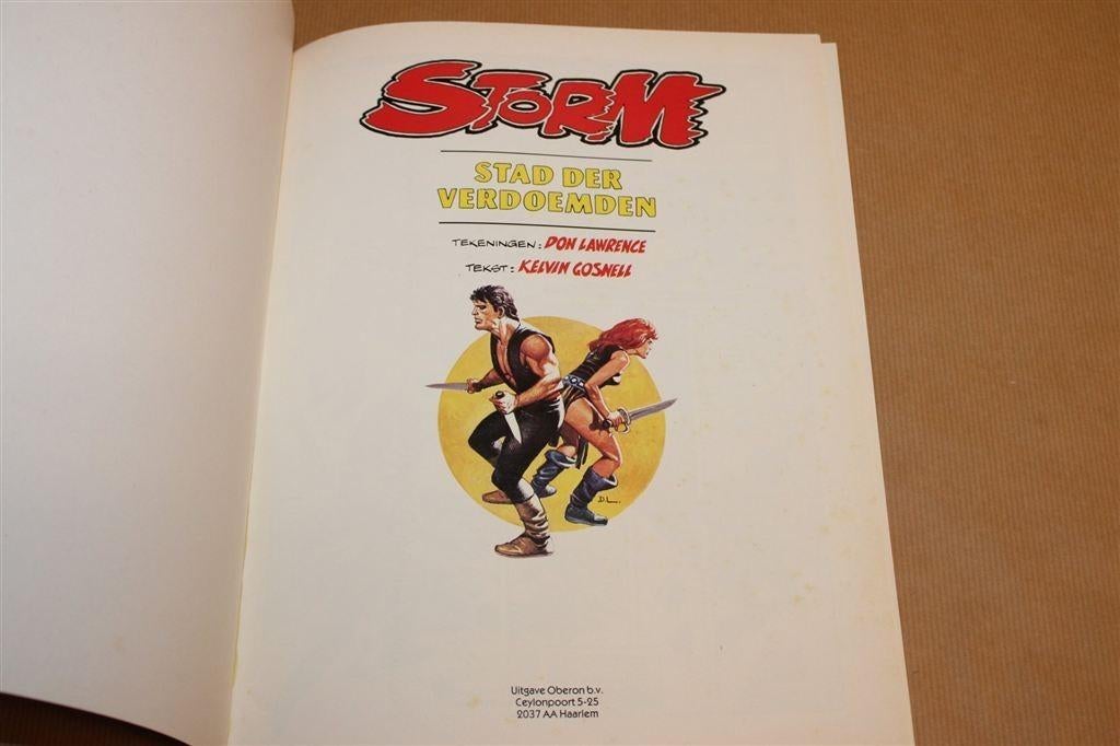 Storm 8 — Stad der verdoemden [1e Druk 1982], Boeken, Eén stripboek, Ophalen of Verzenden, Gelezen