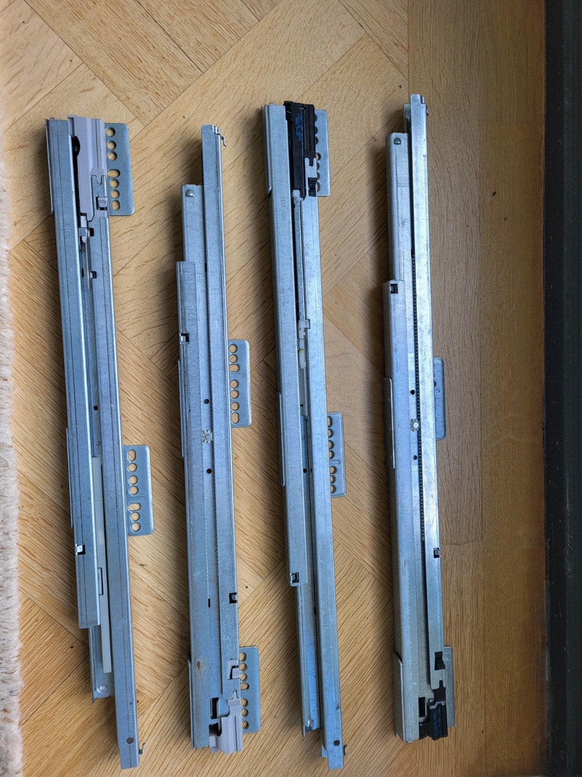 Softclose ladegeleiders 2x 58,5 cm, 2x 53,5 cm, Verzenden
