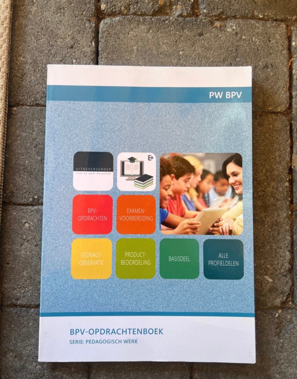 Pedagogisch medewerker opdracht boek, Ophalen of Verzenden, Zo goed als nieuw, Overige niveaus, Overige vakken