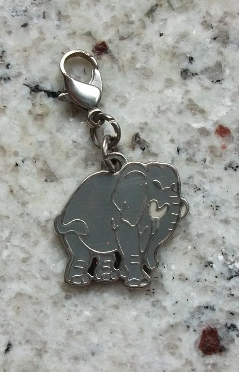 hanger met olifant (w), Overige materialen, Gebruikt, Ophalen of Verzenden, Grijs