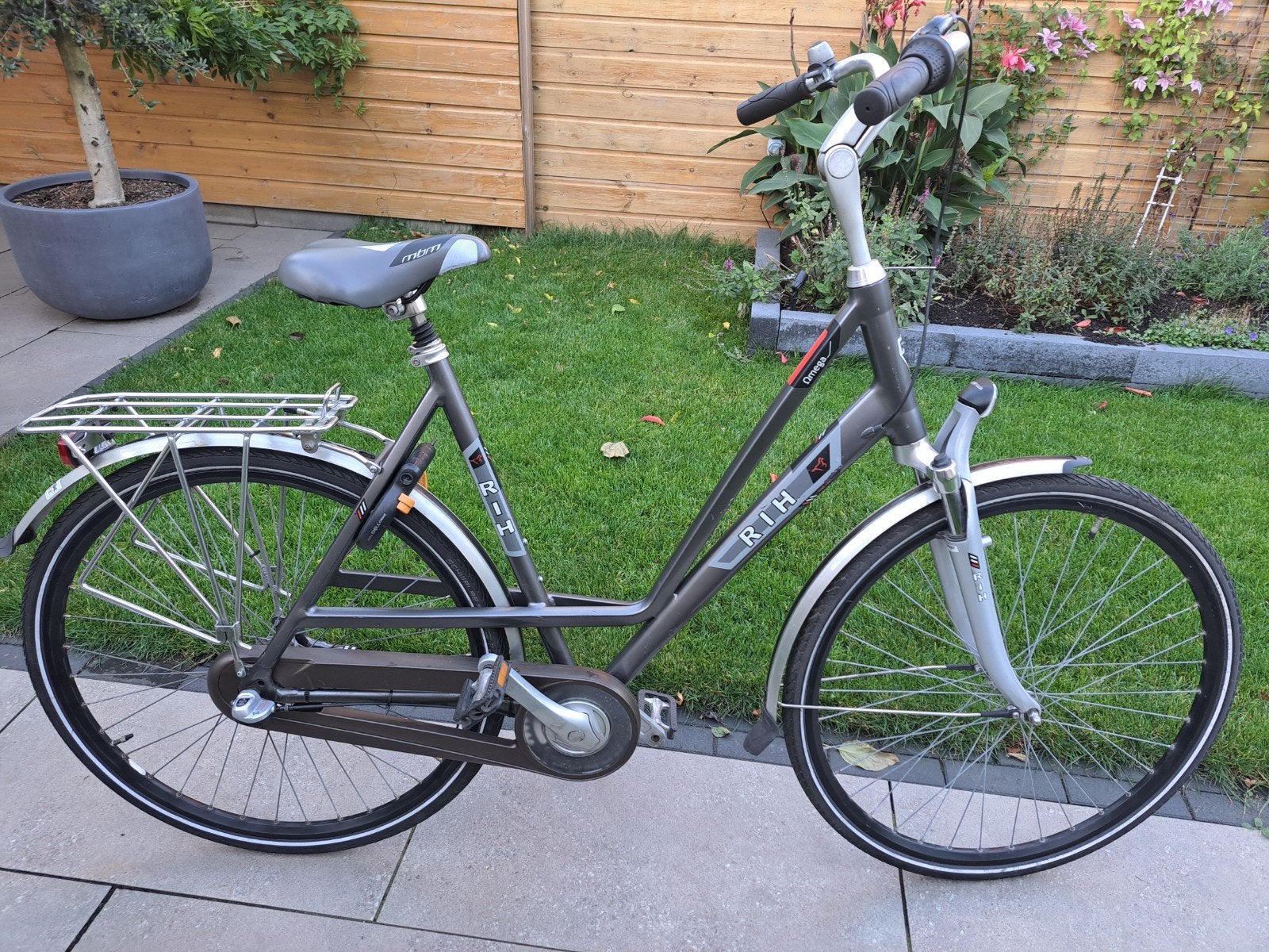 Nette R.i.H Damesfiets., Versnellingen, 56 cm of meer, Zo goed als nieuw, Ophalen