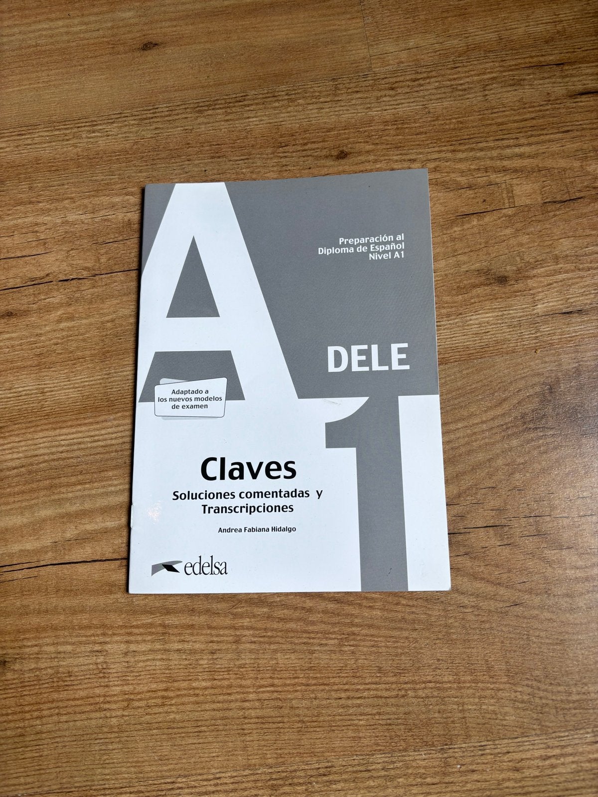 DELE A1 Claves - antwoorden Spaans, Ophalen of Verzenden, Zo goed als nieuw, Non-fictie