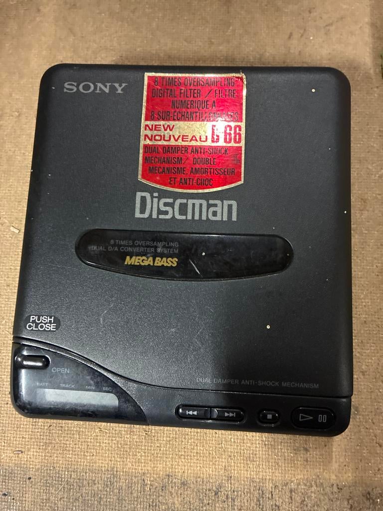 Sony Discman D-66 met Mega Bass en anti-shock, Ophalen of Verzenden, Discman