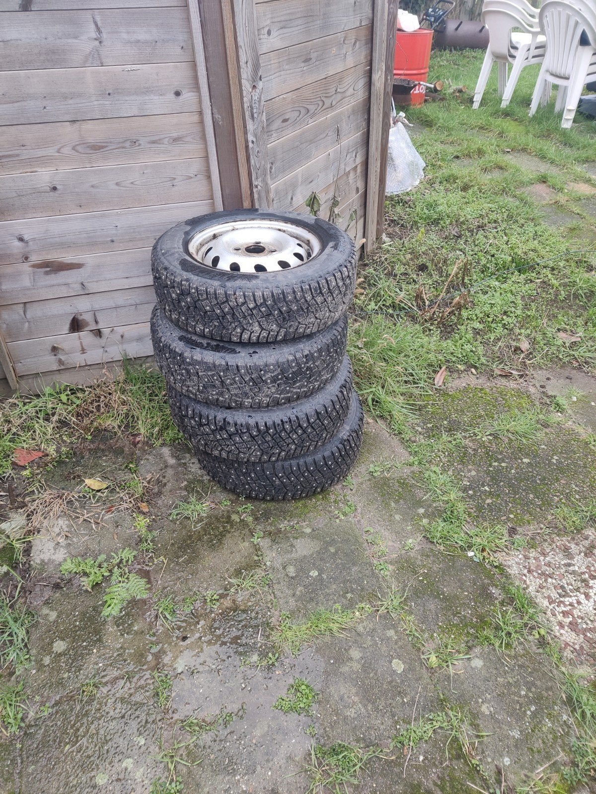 spijkerbanden 13 inch, Ophalen, Nieuw