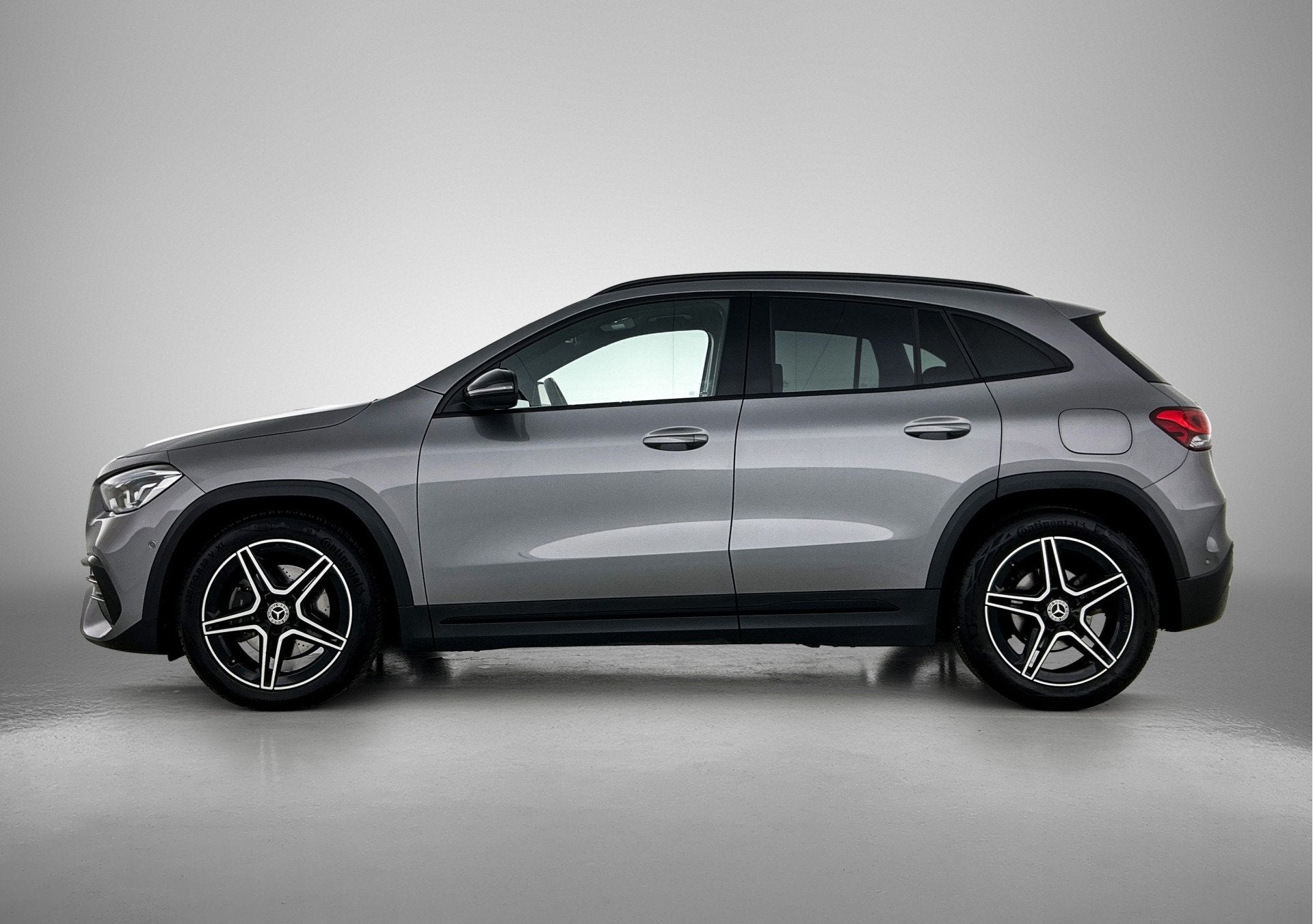 Mercedes-Benz GLA 200 Business Solution AMG | Sfeerverlichti, Auto's, 12 maanden, 4 cilinders, 163 pk, Origineel Nederlands