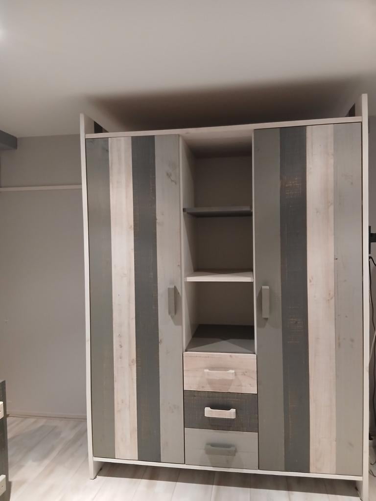 Mooie steigerhouten kast voor kinderkamer, Kinderen en Baby's, Kinderkamer | Commodes en Kasten, Gebruikt, Kast, 105 cm of meer