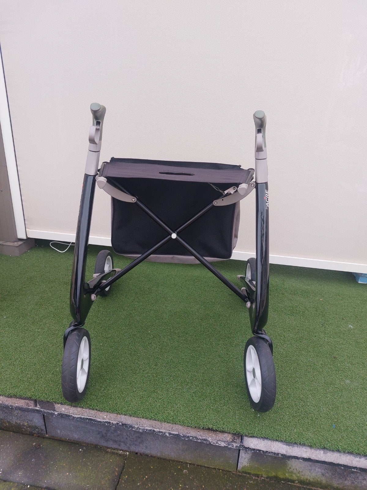 Acre  ook in crème  carbon rollator vanaf, Ophalen of Verzenden, Lichtgewicht
