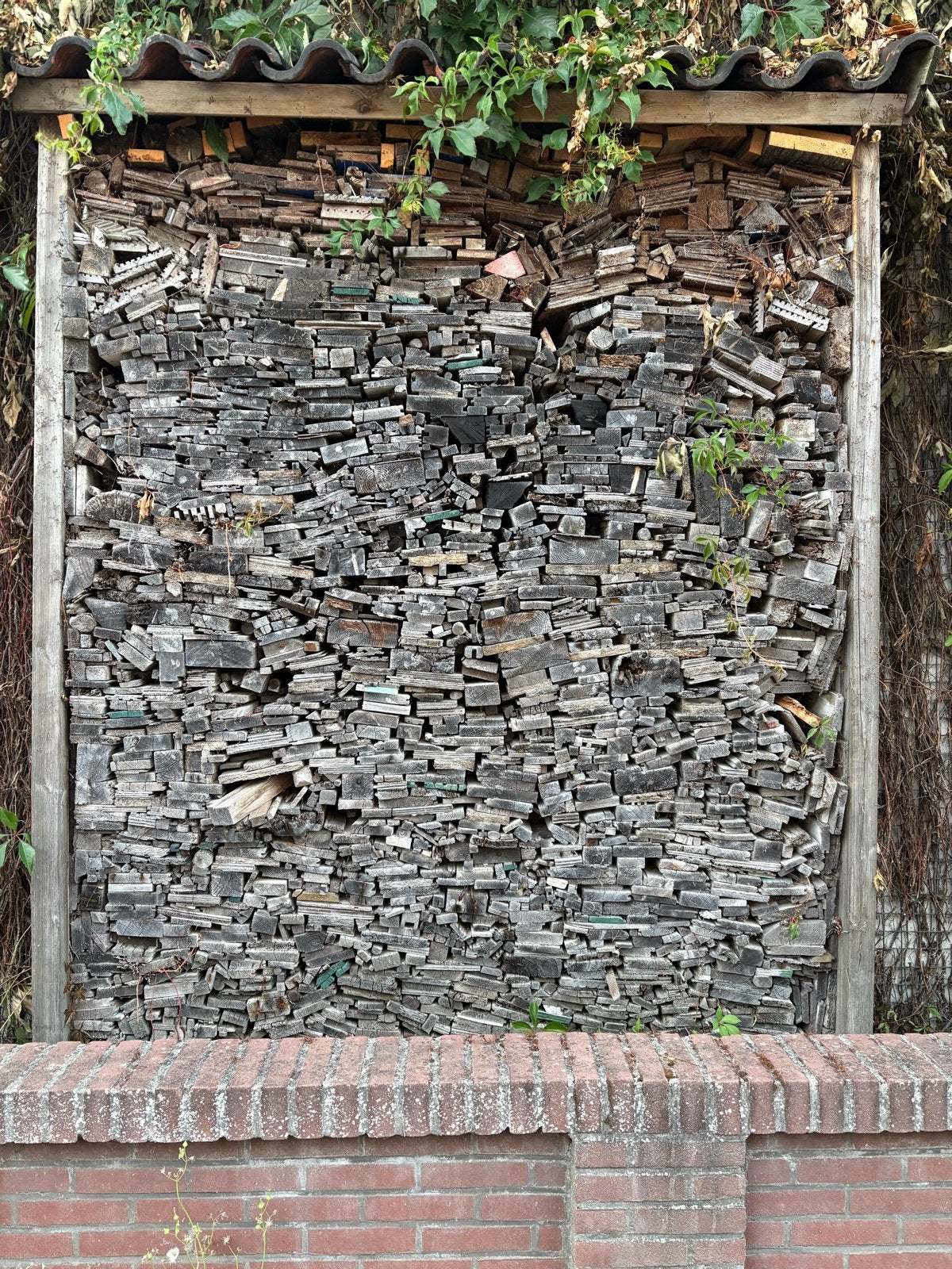 Diverse partij, ongeveer 1m3, gebruikt hout, Doe-het-zelf en Verbouw, Hout en Planken, Ophalen, Gebruikt, 25 tot 50 mm, Balk