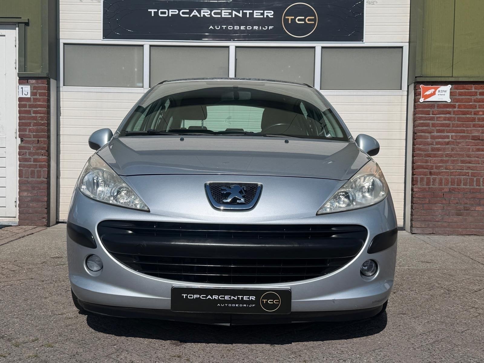 Peugeot 207 1.6 VTi XT/AIRCO/AUT/TREKH/PARKS/CRUISE/APK/NAP, Gebruikt, 4 cilinders, Bedrijf, 1221 kg