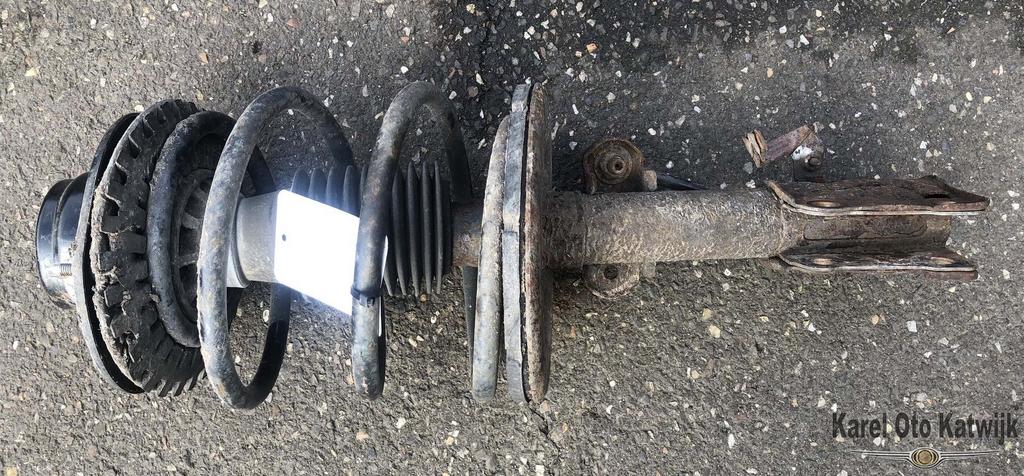 Veerpoot Chrysler Voyager / Grand Voyager 2004-2008, Gebruikt, -, -, Ophalen of Verzenden