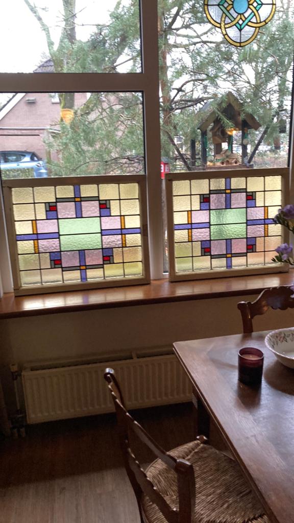 Twee identieke antieke art deco glas in lood ramen, Antiek en Kunst, Ophalen