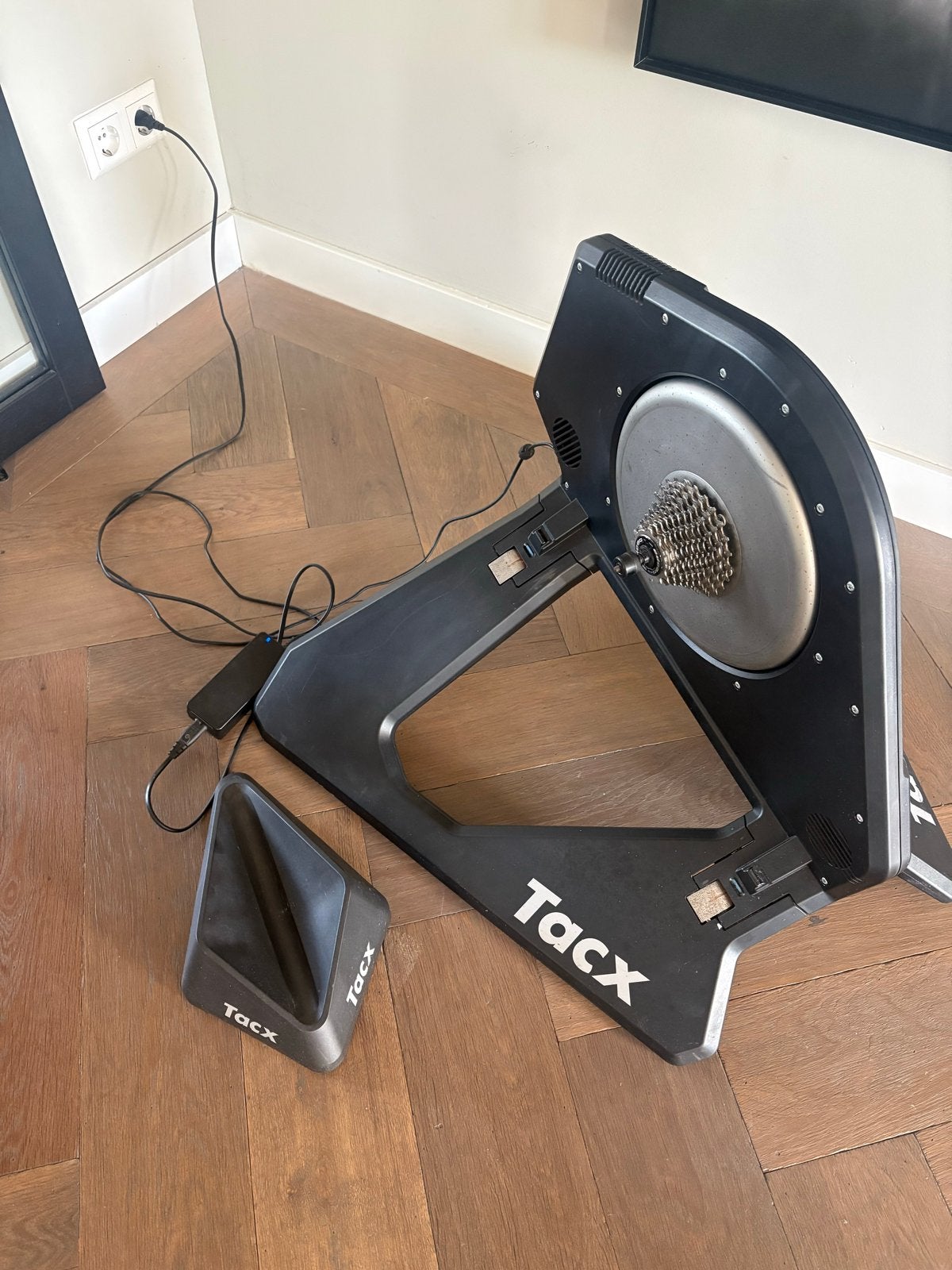 Tacx Neo T2800 Smart Trainer met Shimano 11 speed cassette, Sport en Fitness, Ophalen, Gebruikt, Overige typen