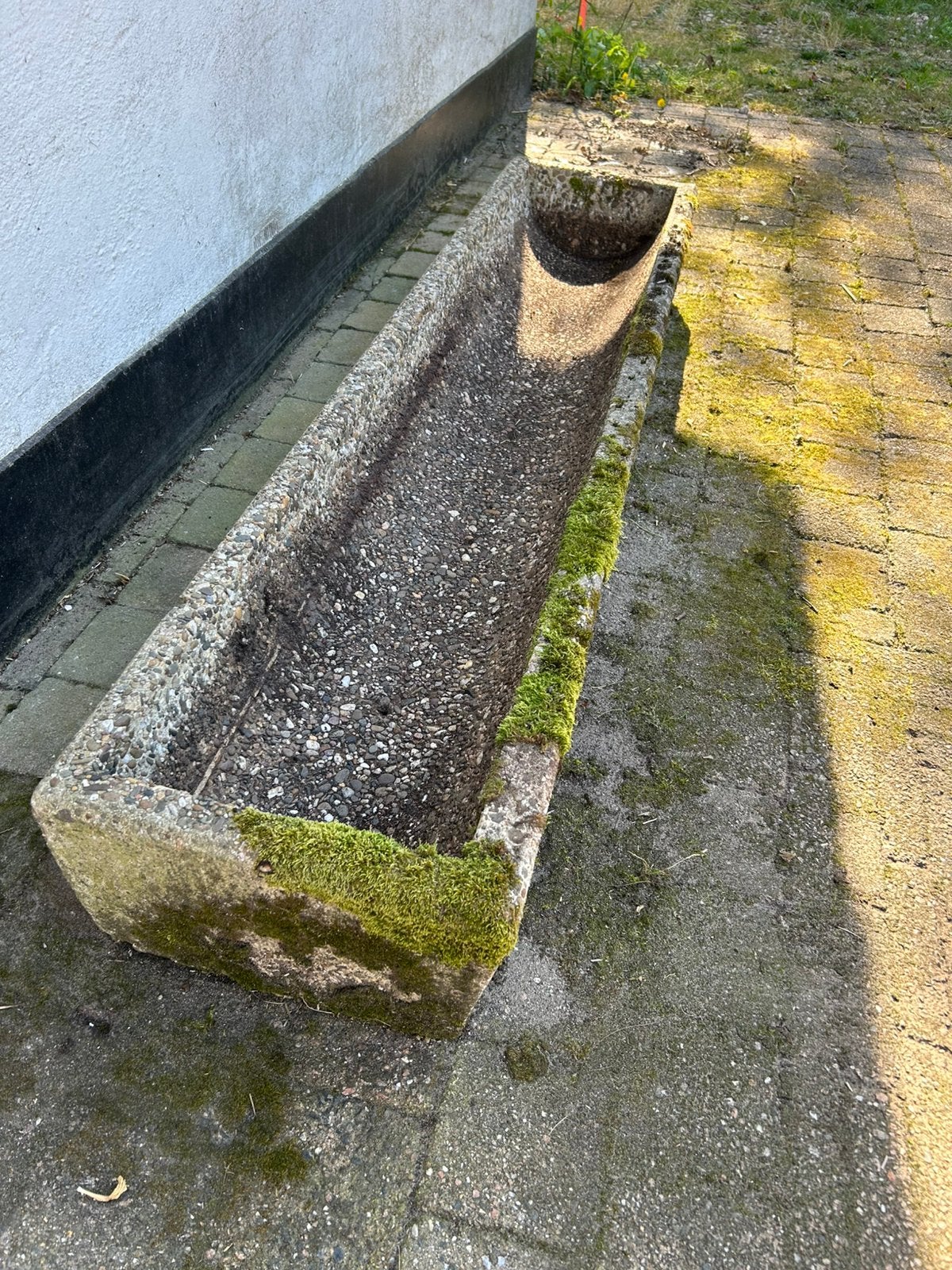 Voederbak of plantenbak, Ophalen, Gebruikt, Rond, Minder dan 30 cm