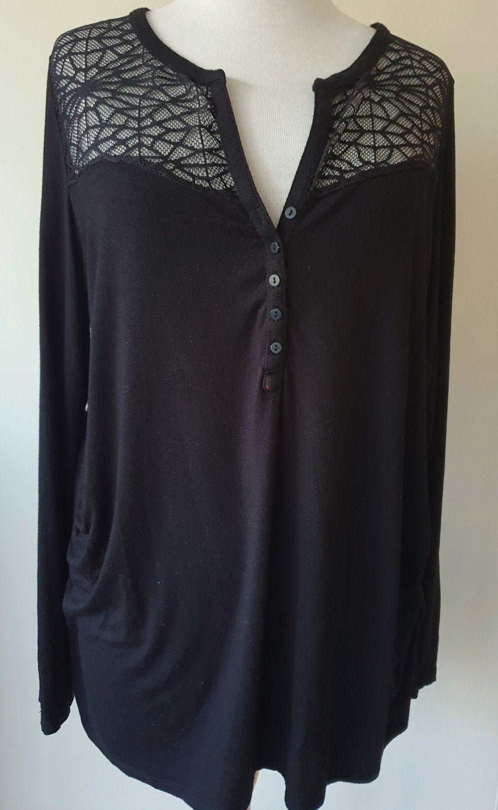 Shirt Maat XL H&M, Kleding | Dames, Positiekleding, H&M, Zwart, Maat 46/48 (XL) of groter, Zo goed als nieuw