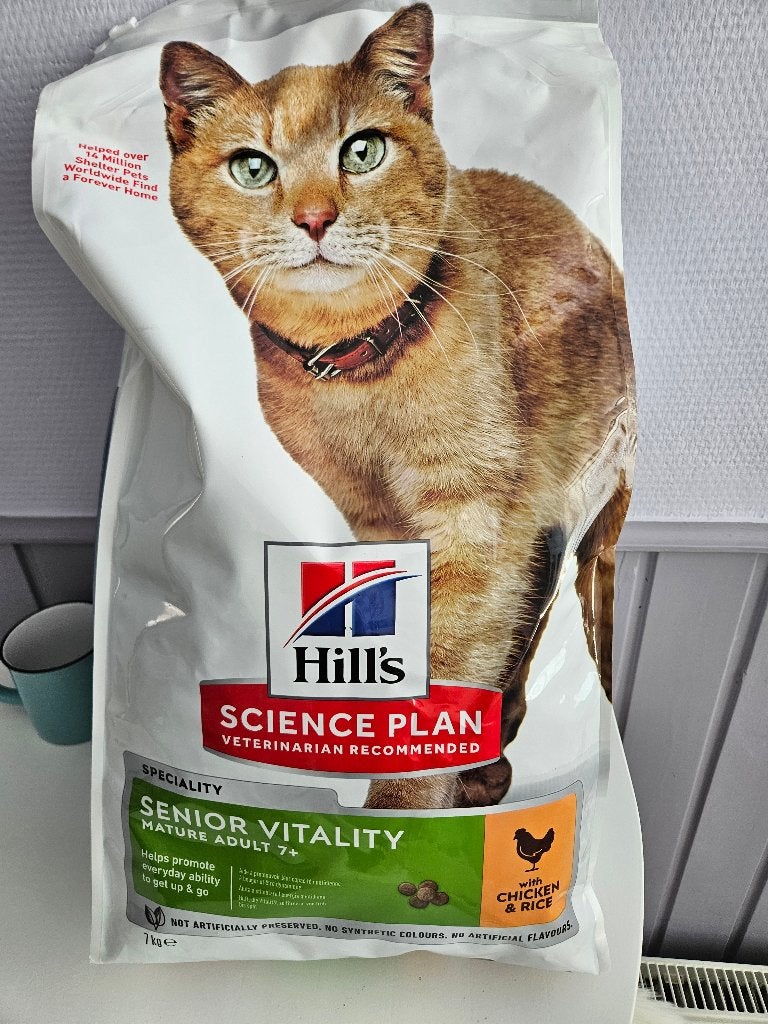 Hill's kattenbrokken, Ophalen, Kat