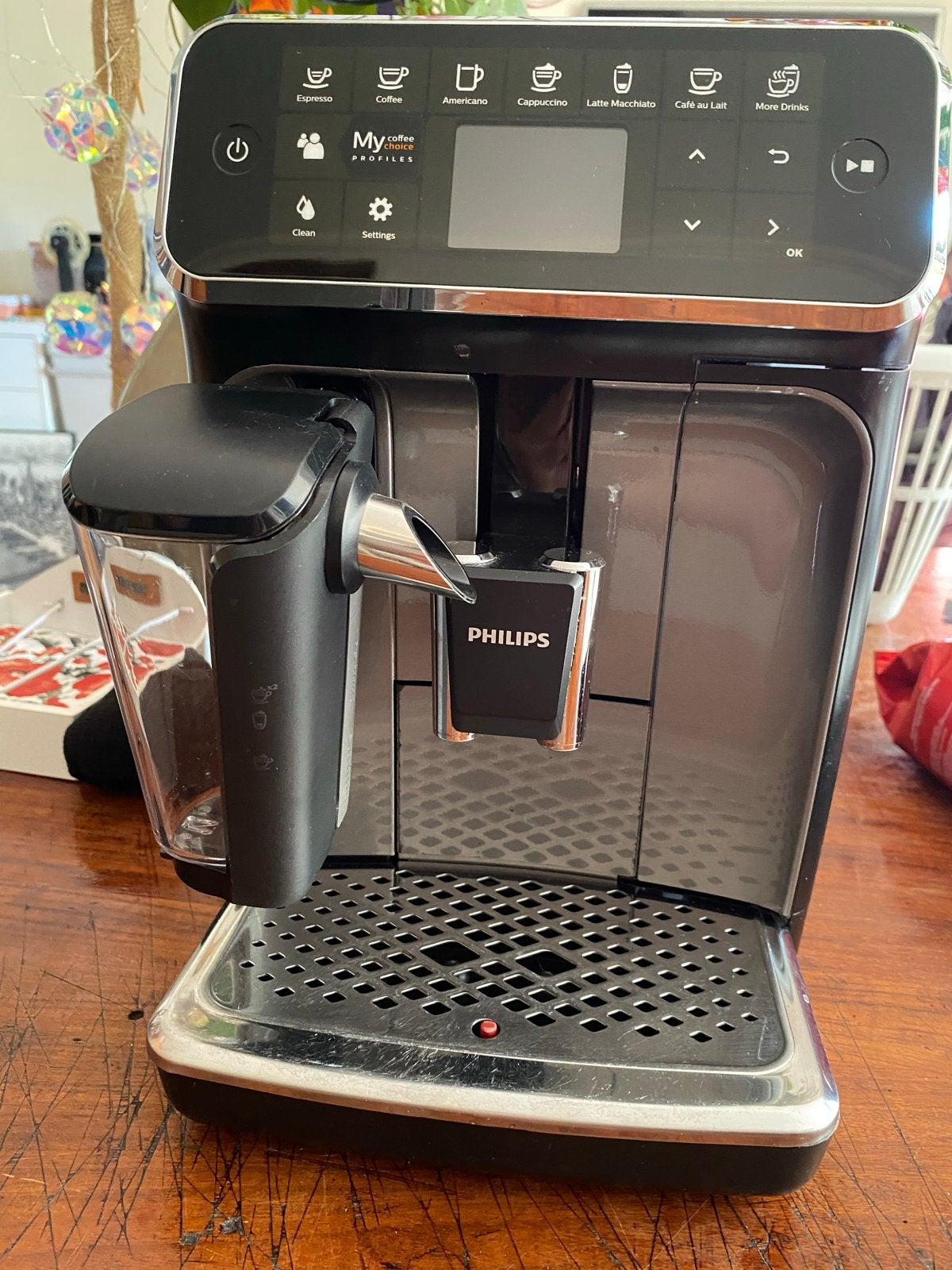 Philips EP4349/70 Volautomatische Espressomachine, Witgoed en Apparatuur, Afneembaar waterreservoir, Espresso apparaat, 10 kopjes of meer