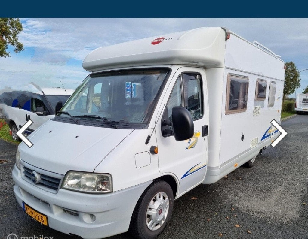 camper burstner  T605 privilege 2.8 JTD.. 2004, Caravans en Kamperen, Chemisch toilet, Ringverwarming, Fiat, Luifel