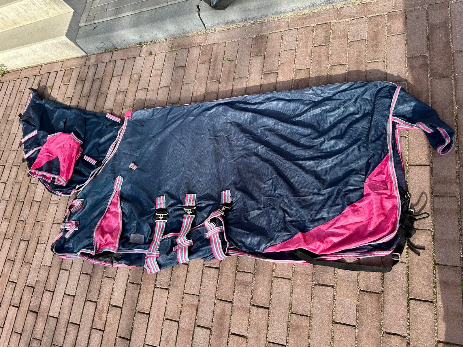 Vliegendeken QHP maat 195, Dieren en Toebehoren, Full (L), Gebruikt, Afneembare hals, Vliegendeken