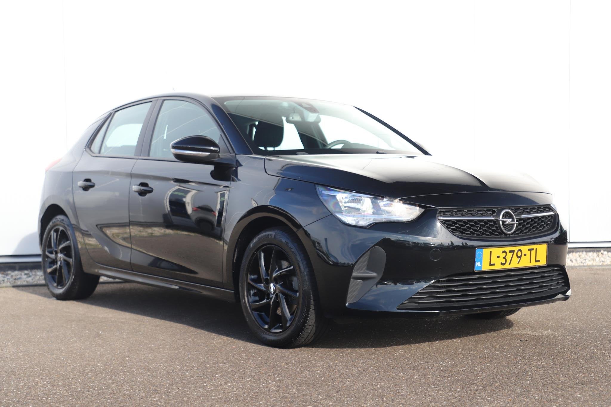 Opel Corsa 1.2 Edition 102PK Zwarte LMV Carplay Android Airc, Auto's, Voorwielaandrijving, Stof, Gebruikt, Euro 6