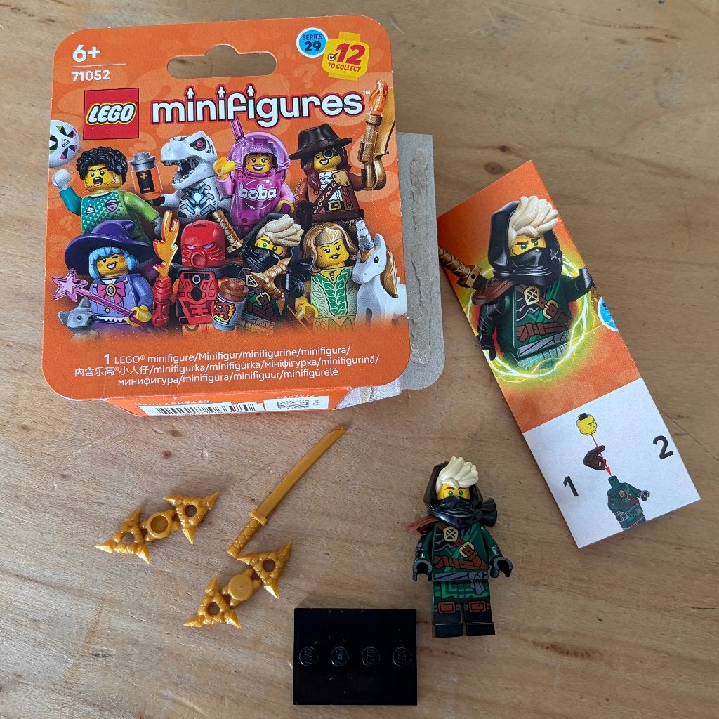 LEGO Mysterious Ronin - CMF Serie 29 (71052), Lego, Nieuw, Ophalen of Verzenden, Compleet