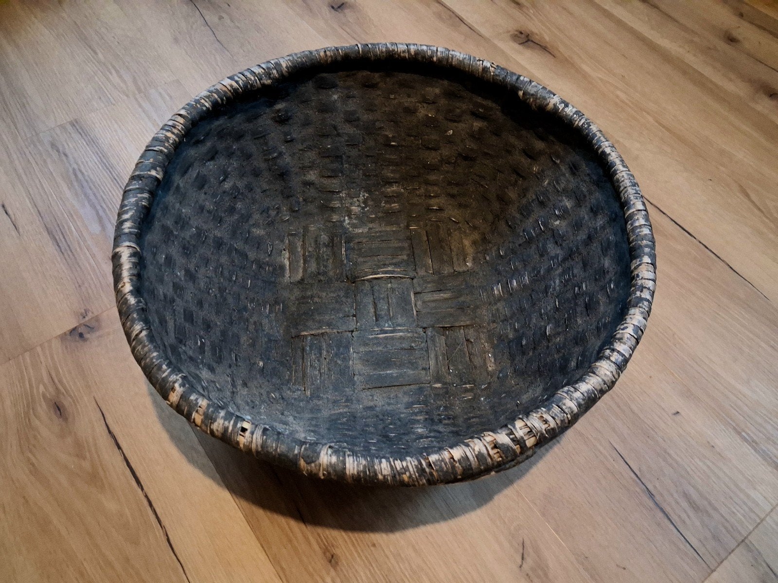 Unieke oude leemmand landelijk, Huis en Inrichting, Woonaccessoires | Schalen en Manden, Ophalen, Rond, Riet
