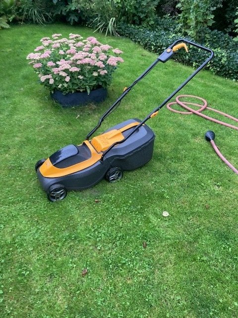 Stiga accu grasmaaier, Tuin en Terras, Grasmaaiers, Ophalen, Cirkelmaaier, Gebruikt, Accu-grasmaaier