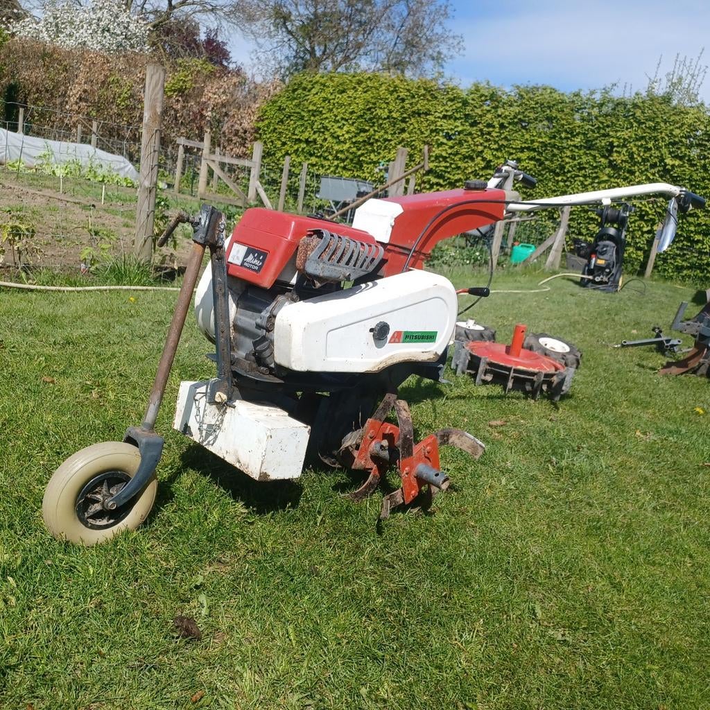 Mitsubishi Tiller / Tuinfrees (gereserveerd), Tuin en Terras, Ophalen, Gebruikt