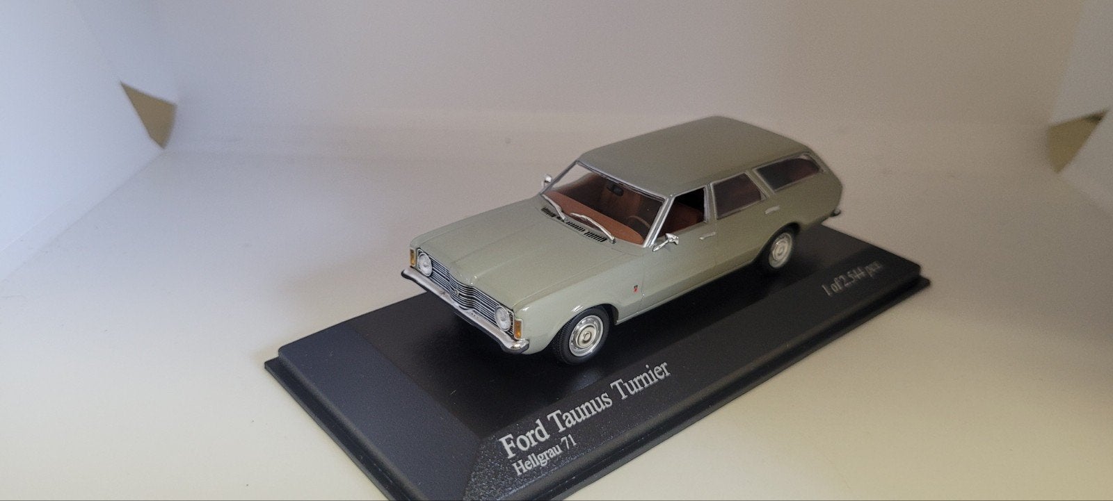 Minichamps 1970 Ford Taunus Turnier, Ophalen of Verzenden, Nieuw, Auto, MiniChamps