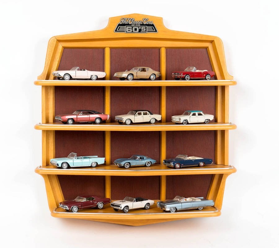 Franklin Mint: The Classic Cars of the 60s hard hout display, Hobby en Vrije tijd, Modelbouw | Auto's en Voertuigen, Ophalen of Verzenden