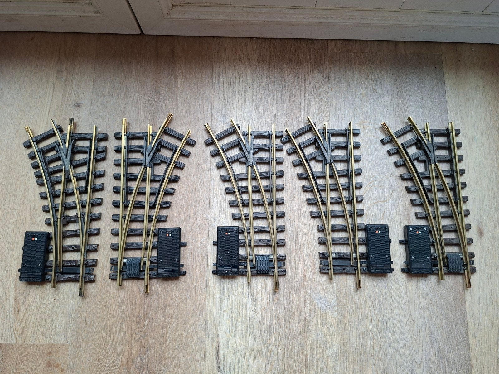 5 Electriche wissels lgb binnen gebruikt, Ophalen of Verzenden, Zo goed als nieuw, Rails, LGB