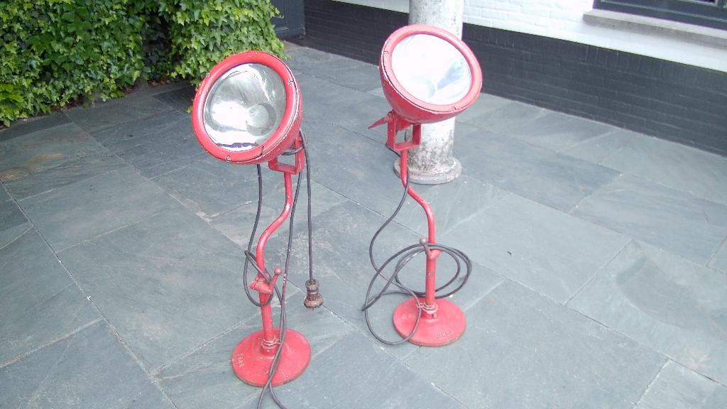 oude gietijzeren staande lampen ex Brandweer Uniek 1948, Ophalen, Gebruikt, Metaal, 100 tot 150 cm