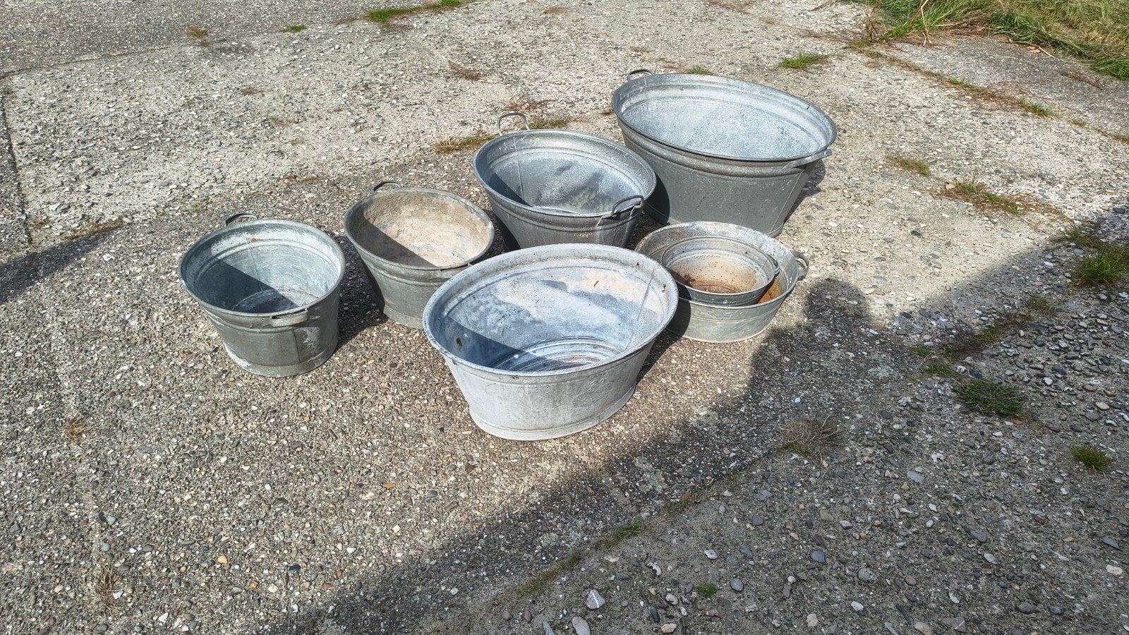 Set van 7 vintage zinken teilen/emmers, Ophalen