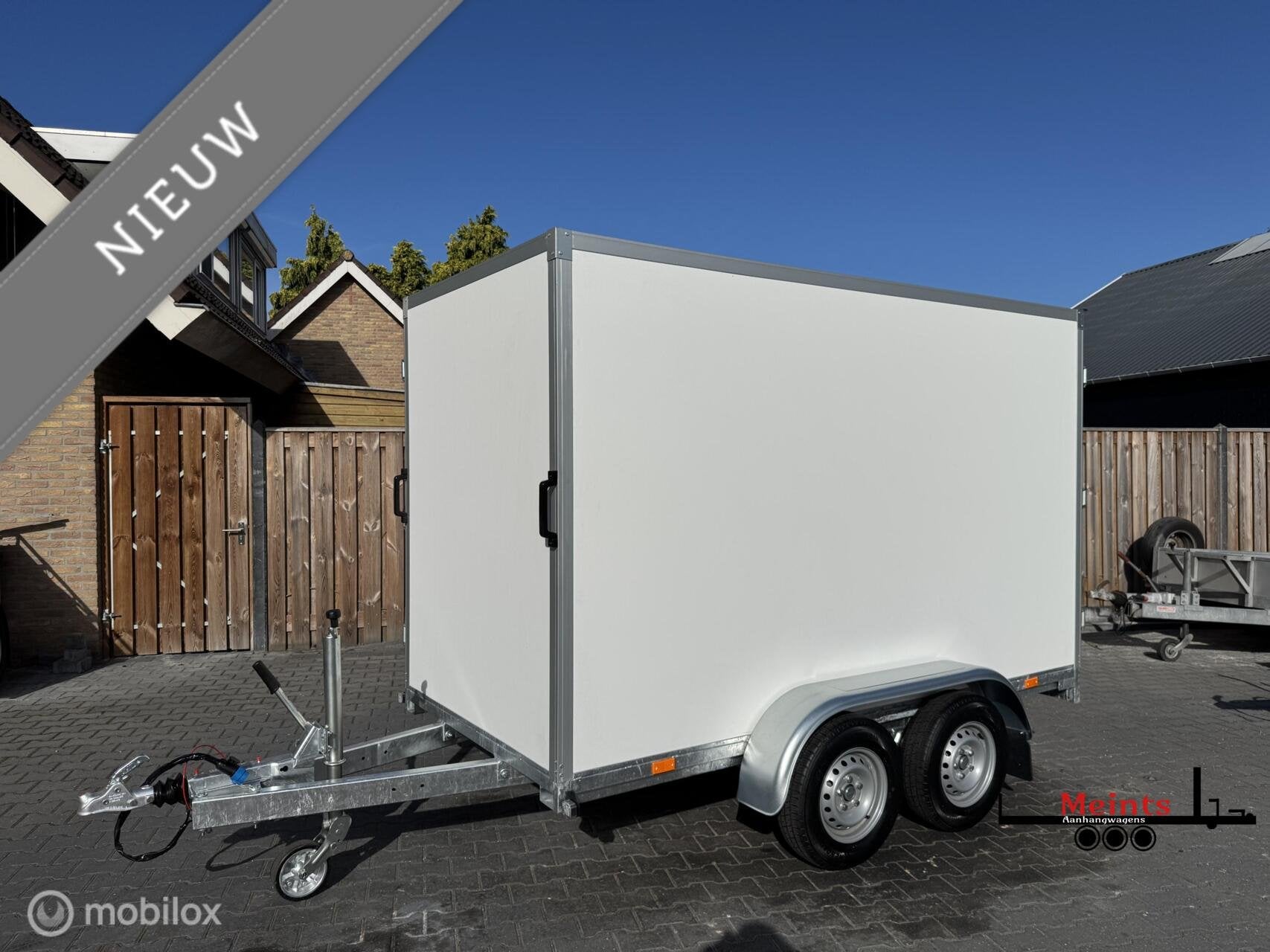 NIEUWE SYMA Gesloten aanhanger 300x150x180 2700KG Zijdeur, Nieuw
