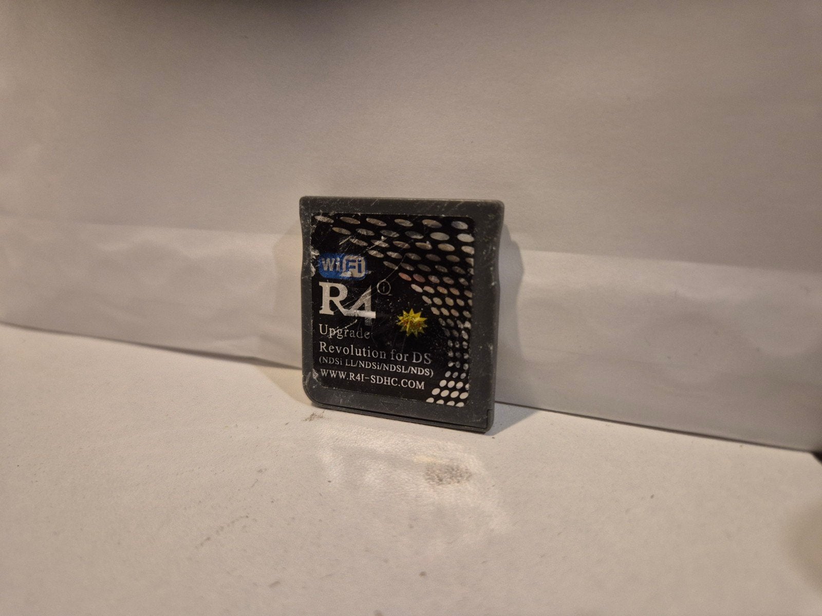R4 kaart adapter voor DS, Avontuur en Actie, 1 speler, Ophalen of Verzenden, Zo goed als nieuw