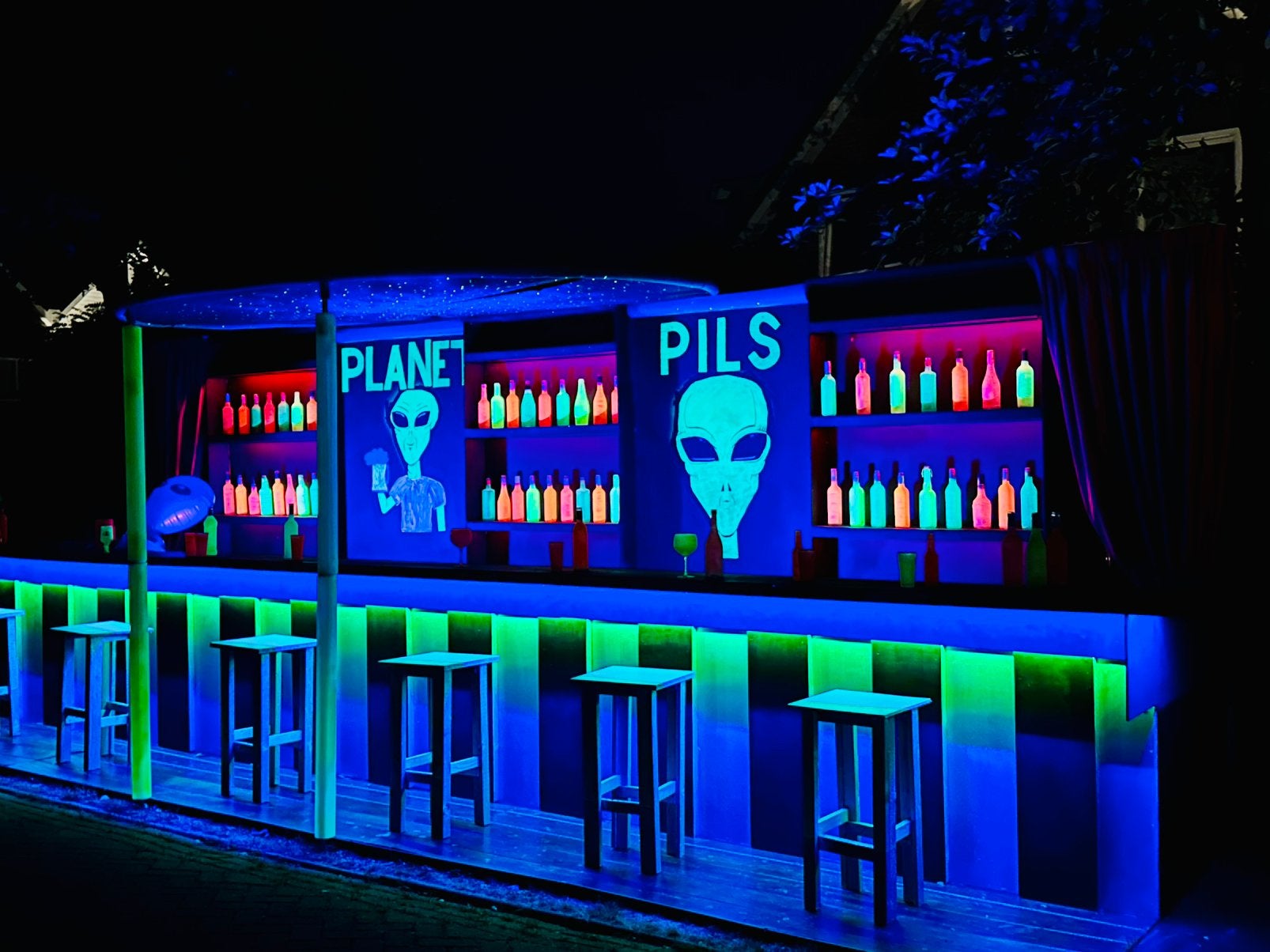 Straatversiering ‘Aliens en Ufo’s’, Ophalen, Nieuw, Versiering
