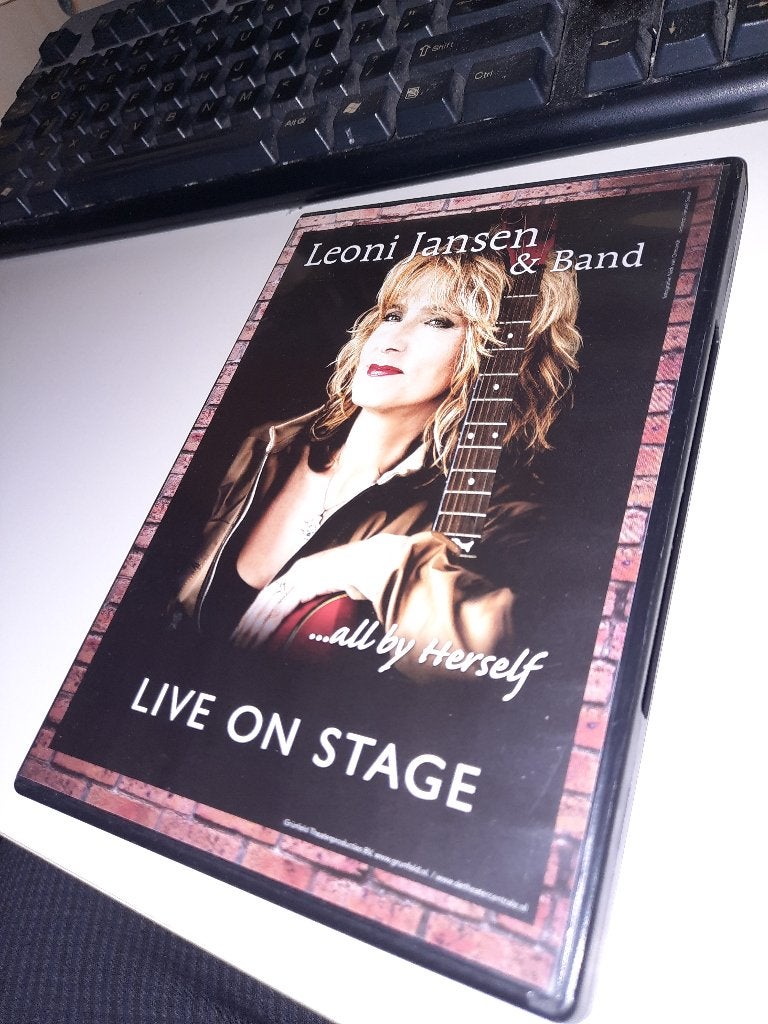 DVD Leoni Jansen & Band Live On Stage, Alle leeftijden, Ophalen, Zo goed als nieuw