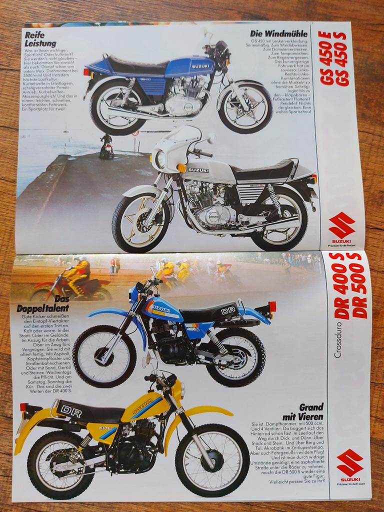 Duitse Suzuki motorfiets folder 10 tot 27 pk, Motoren, Ophalen of Verzenden, Suzuki