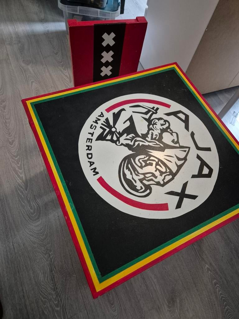 Ajax tafeltje en stoeltje, Tickets en Kaartjes, Sport | Voetbal, Seizoenskaart, Eén persoon