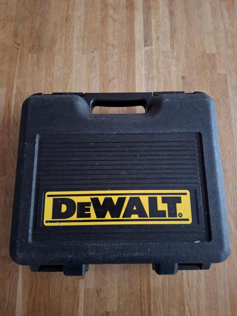 DeWALT accuboormachine/schroefmachine, Ophalen of Verzenden, Gebruikt, Minder dan 400 watt, Boor- en Schroefmachine