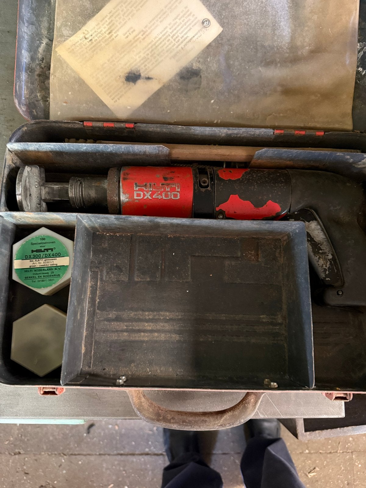 Hilti DX 400 Schiethamer in Koffer, Doe-het-zelf en Verbouw, Ophalen, Gebruikt