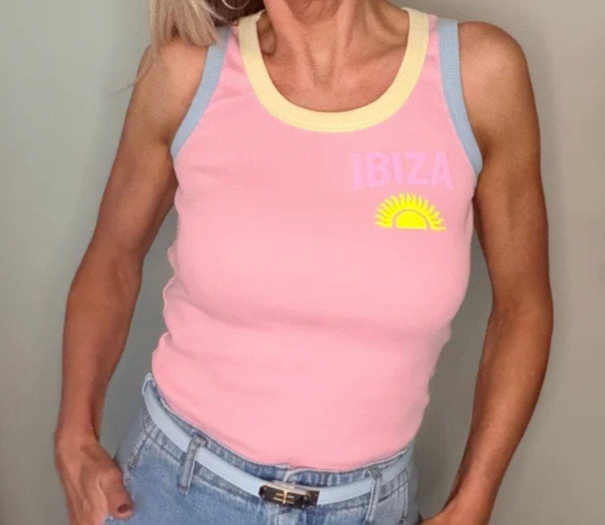 Top ibiza one size NIEUW, Kleding | Dames, Tops, Verzenden, Nieuw, Maat 36 (S), Zonder mouw